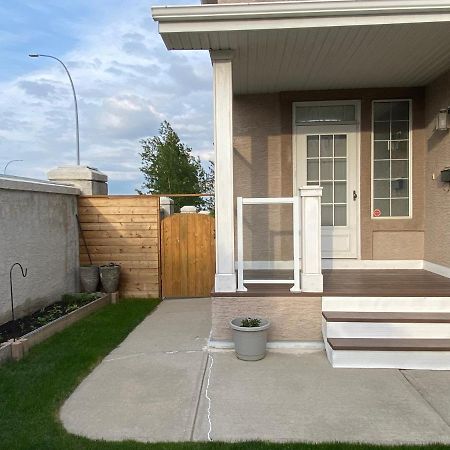 Ming'S Homestay YYC Dış mekan fotoğraf